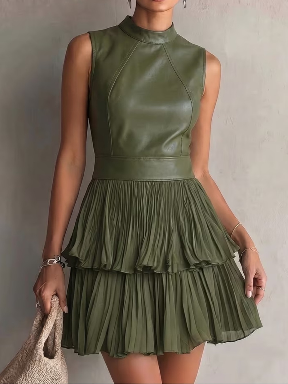 Women'S Sleeveless Short Dress, Double-Layer Chiffon Skirt And Bodycon Short